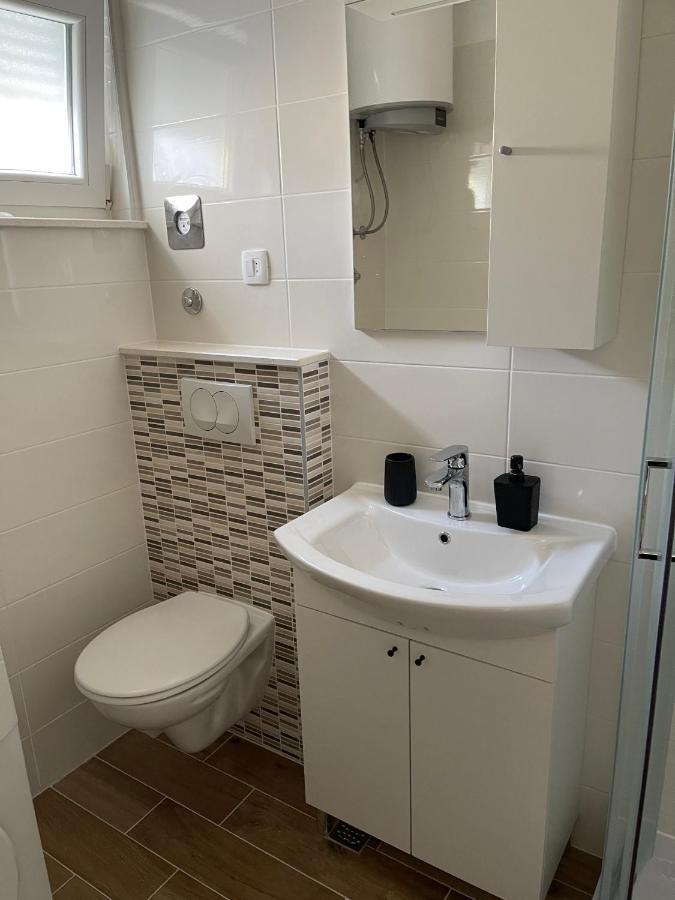 Appartement Apartman Solin 2, Parking Extérieur photo